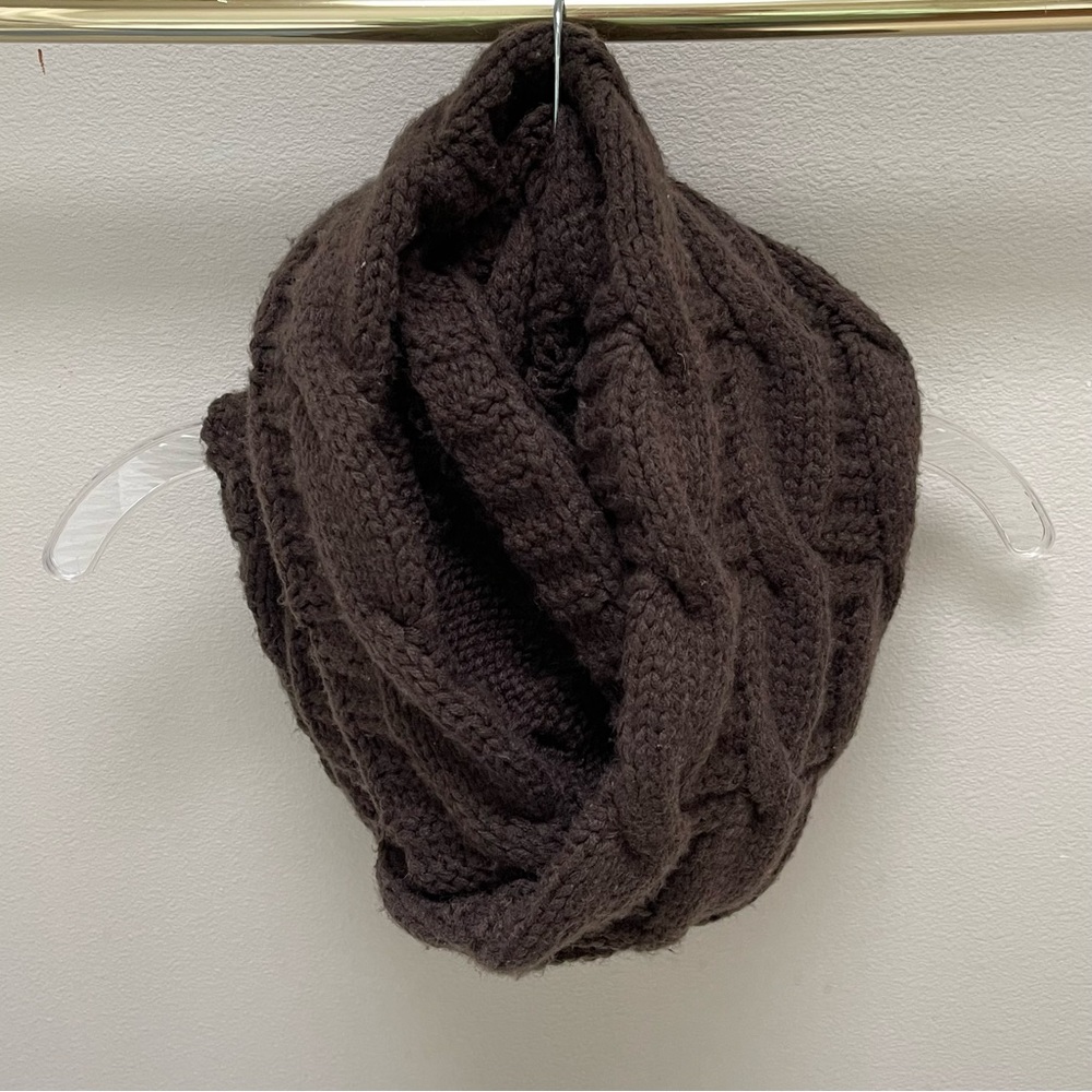 Look Chunky Knit Infinity Scarf